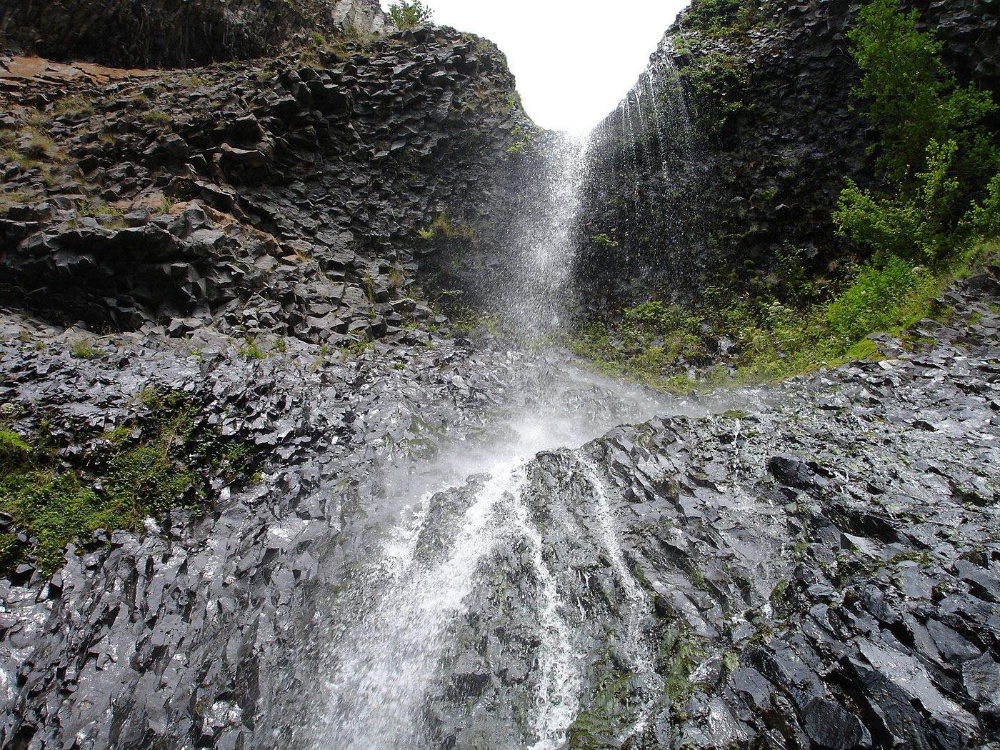Ray-Pic waterfall
