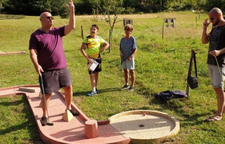 Mini-golf